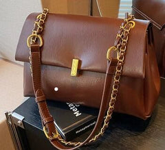 Vintage Style Pochette - Crossbody