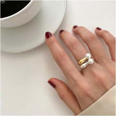 Sterling Silver Ring with Simplistic Pearl Design