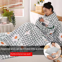 Multi-functional Sleeved Quilt for Students in Dorms