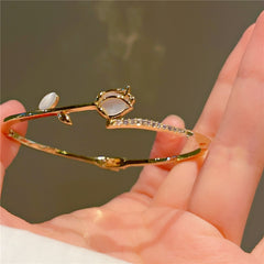 Glossy Small Rose Bracelet