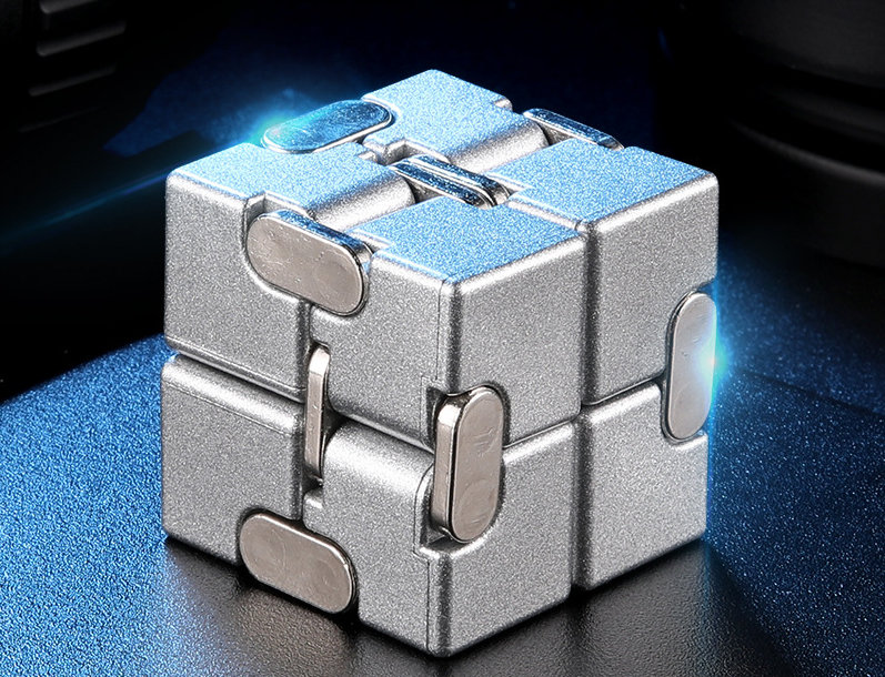 Metal Infinitive Cube Puzzle