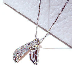 Leaf Pendant Choker Necklace