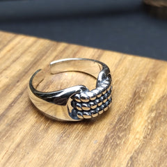 Cold Style Retro Distressed Twist Ring for Women (Sterling Silver)